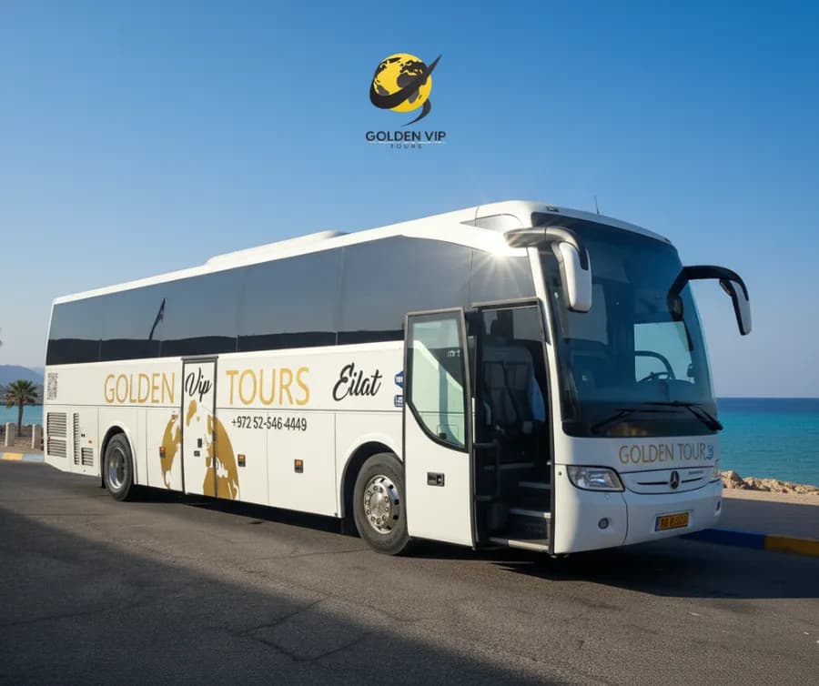 פוסט פייסבוק ממותג לצי ההסעות עבור גולדן וי אי פי